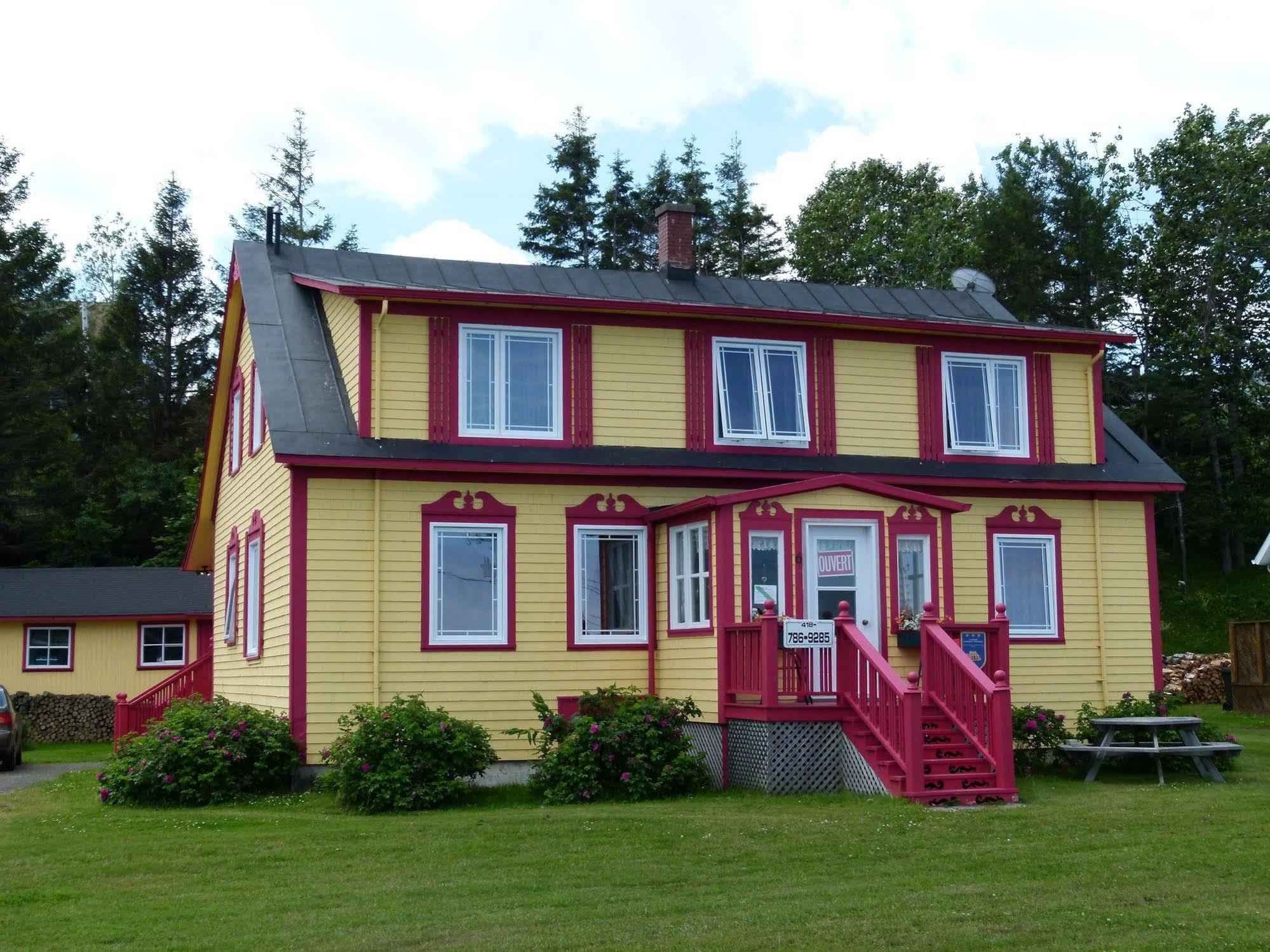 Bed & Breakfast La Maison Entre Montagnes 3*
